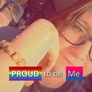 Meet your Posher, Gena